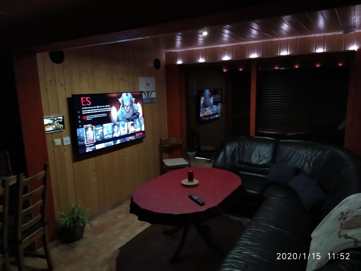 Waldluftin Apartment Lauscha ภายนอก รูปภาพ